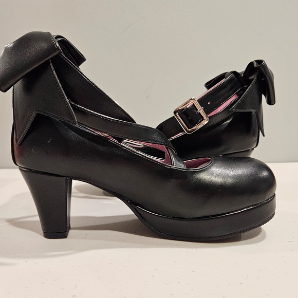 Angelic Imprint Bow platform heels - Picture 4 of 6